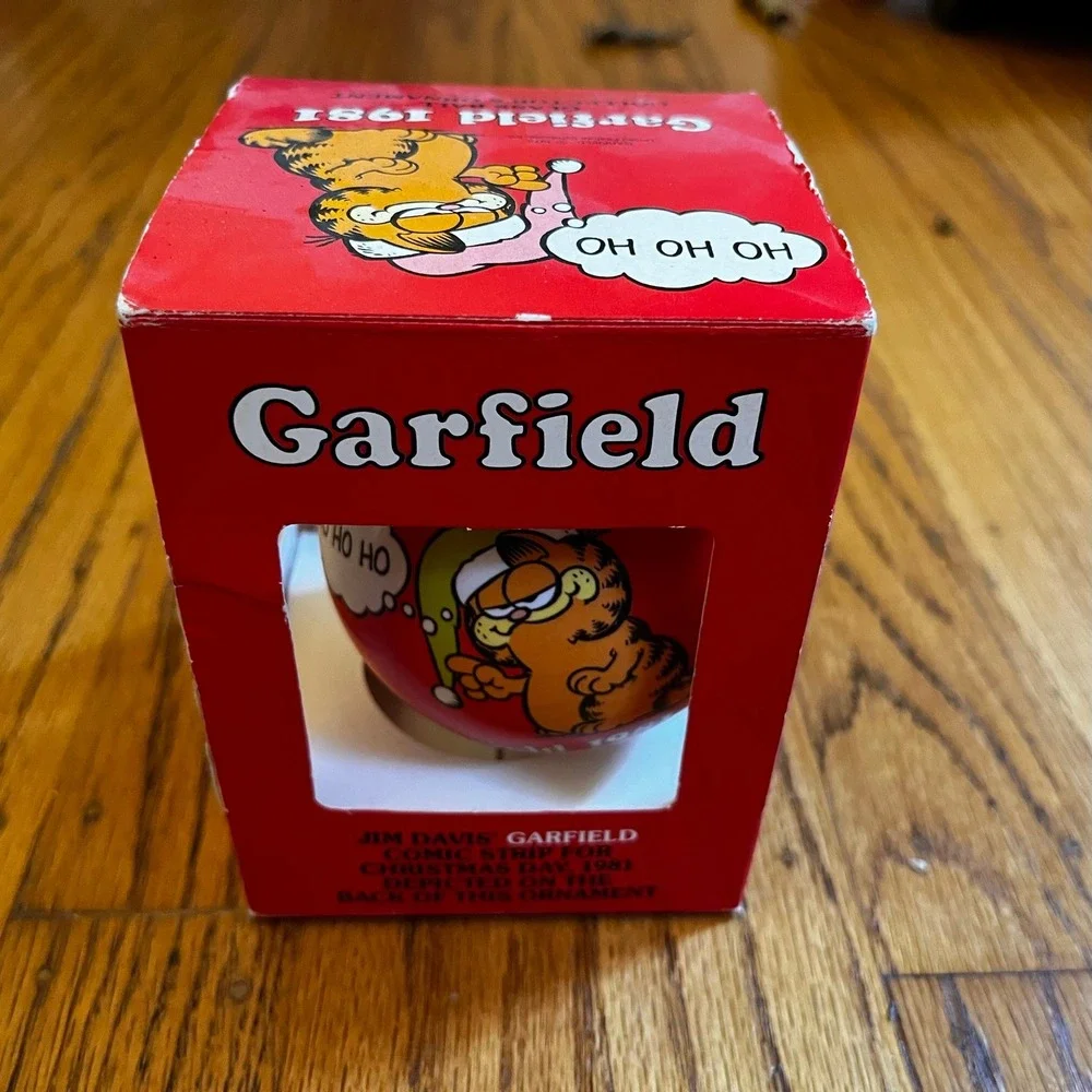 Vintage 1981 Garfield Glass Ball‎ Ornament Enesco Jim Davis Christmas